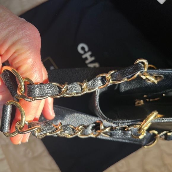 Chanel Vintage Black Caviar CC Chain Tote - Picture 7 of 8